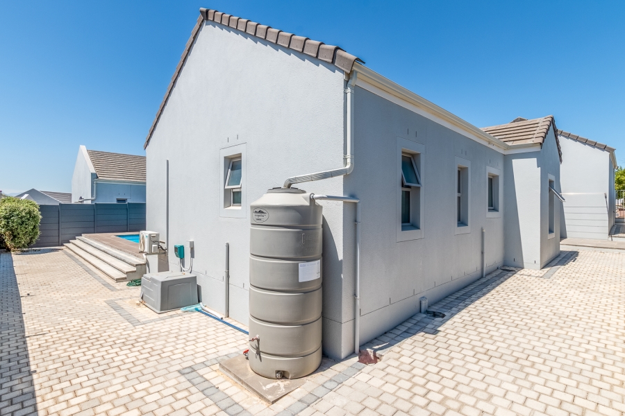 3 Bedroom Property for Sale in Pinehurst Western Cape